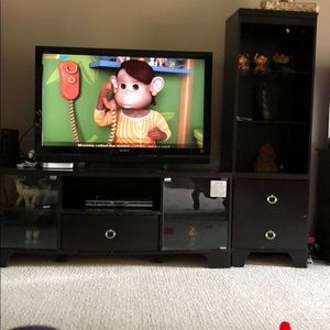 Meet your Posher, Enila